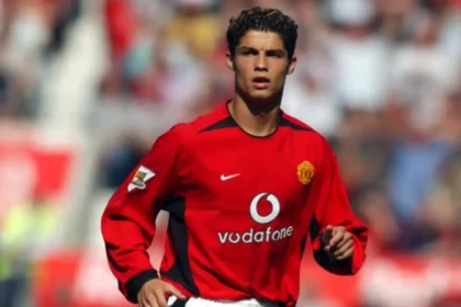 Pada Hari Ini di Tahun 2003 Cristiano Ronaldo yang Baru Berusia 18 Tahun Melakukan Debut untuk Portugal