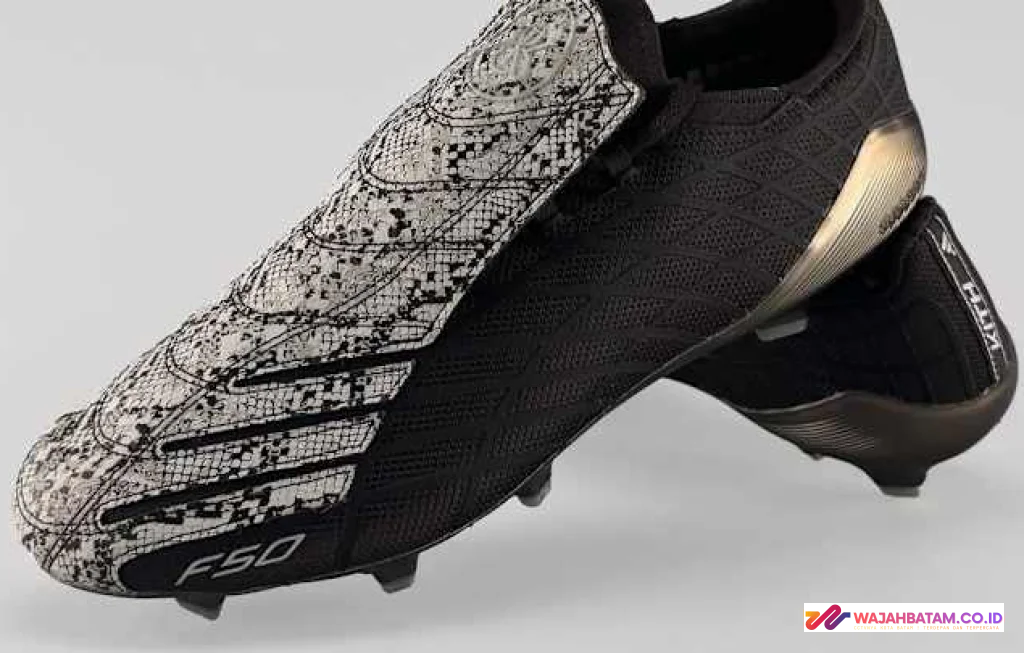 Kith adidas F50 Spider